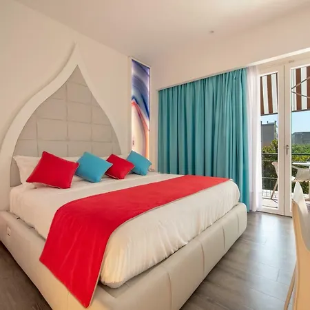 Diamond בית הארחה 4*